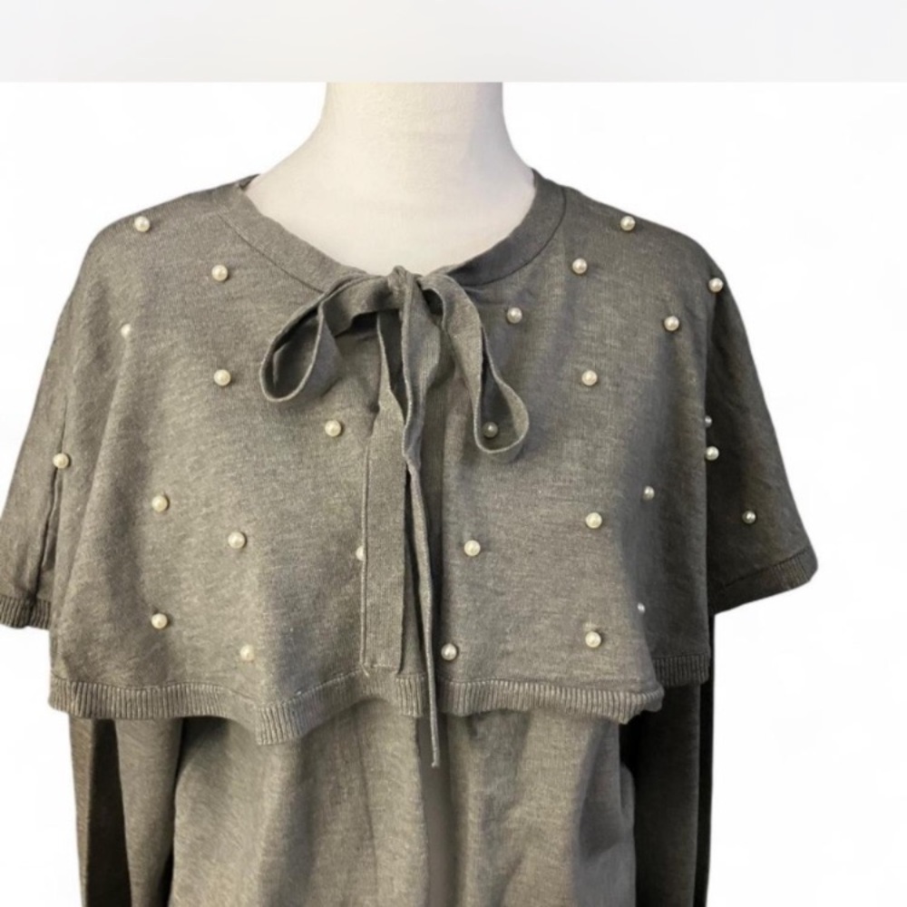 French girl, soft girl vibes,Badgley Mischka Charcoal Sweater with Pearl Details